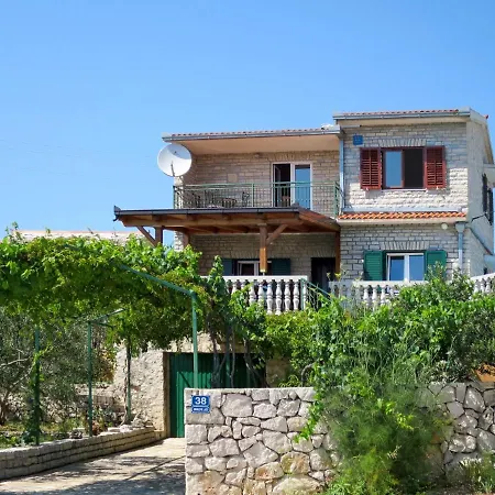 Basic By Interhome Vinišće