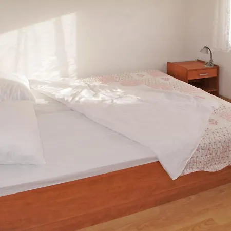 Holiday home Basic - Tgr612 By Interhome