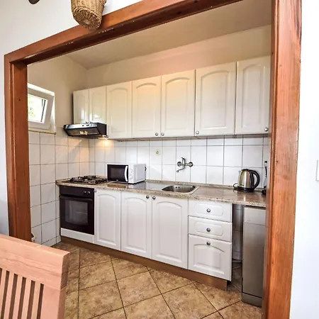 Basic By Interhome *